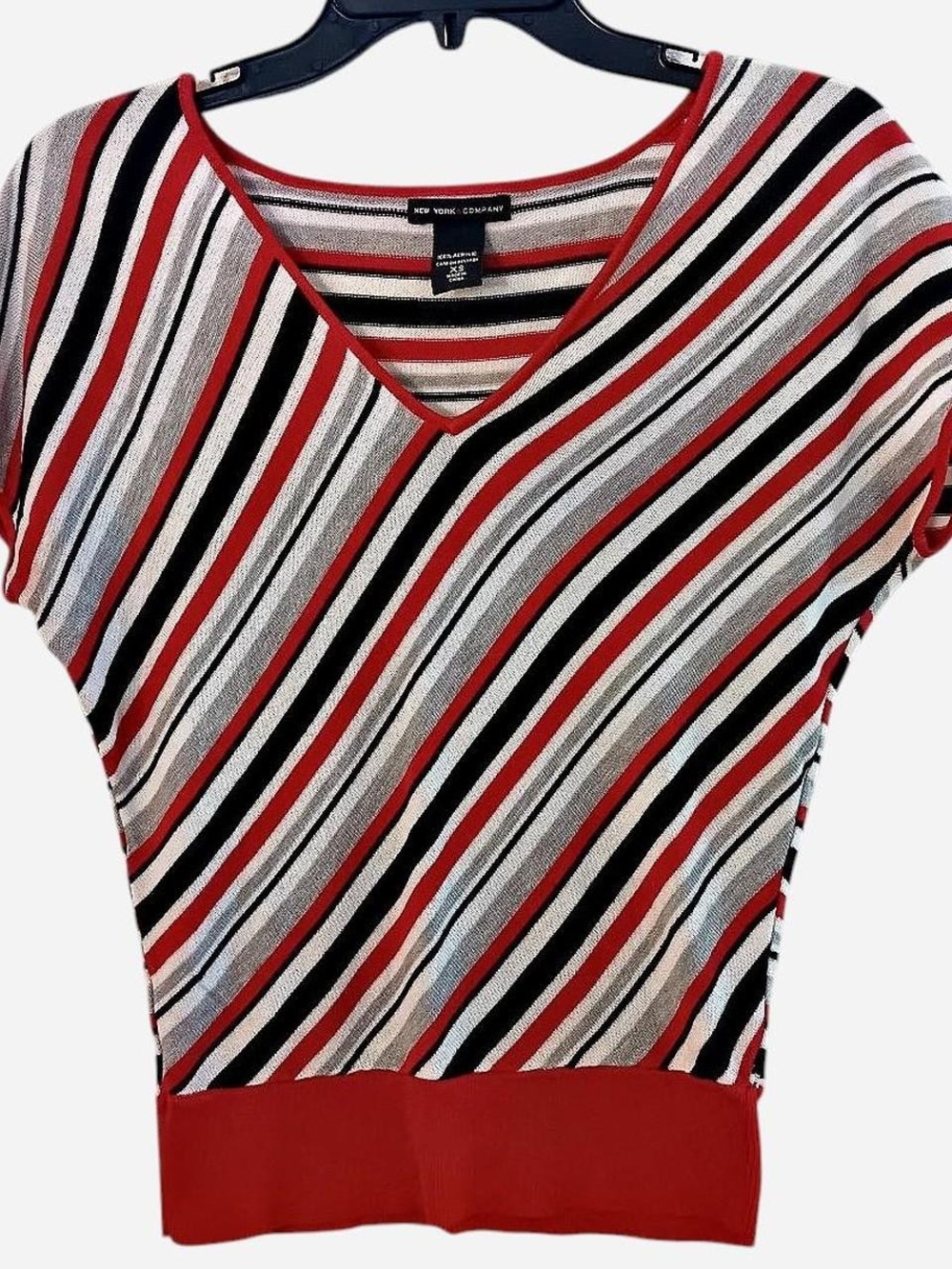 New York & Company Red, Black & White Diagonal Stripe V-Neck Top